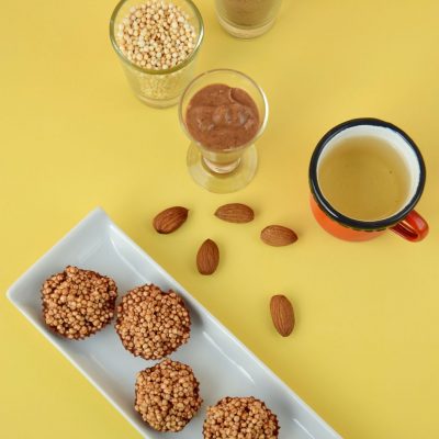 Quinoa nut butter balls for easy meal prep